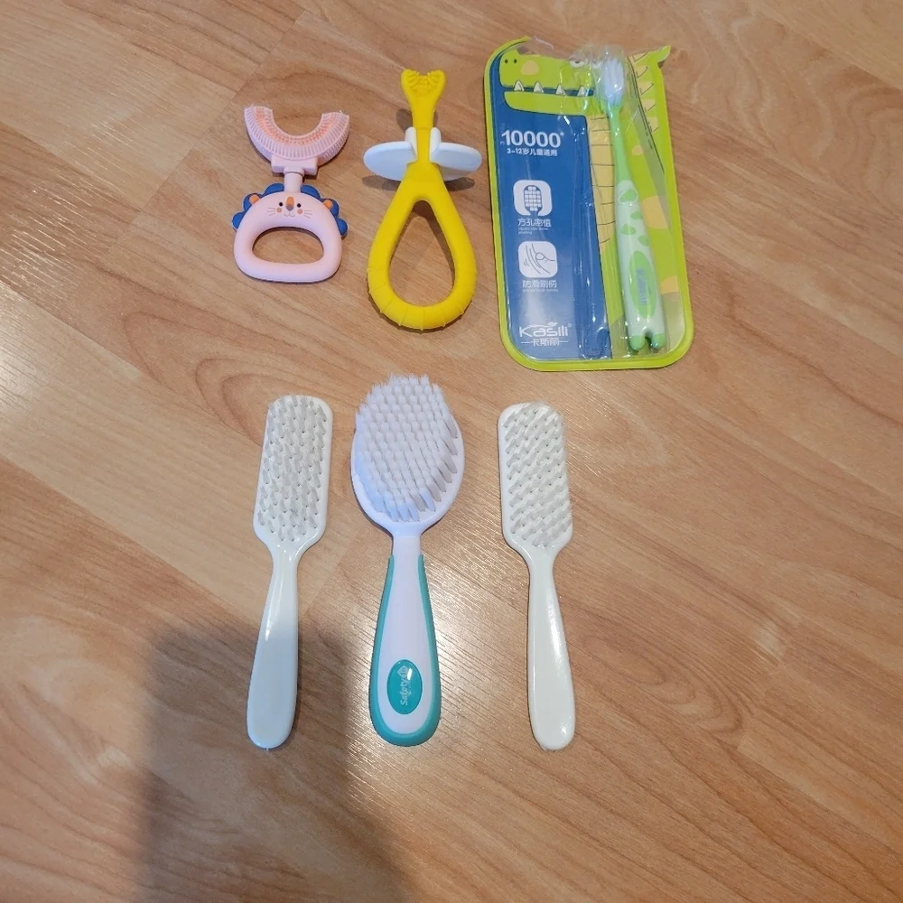 Baby Toothbrush And Hairbrush Bundle New